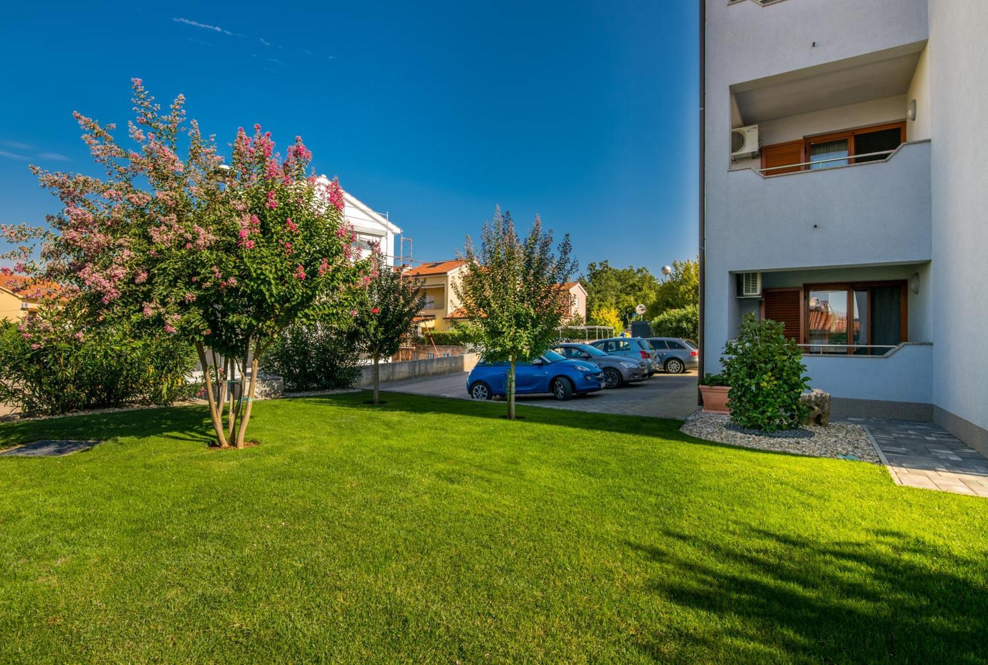 Apartments Kvarner 2 Malinska Exterior photo
