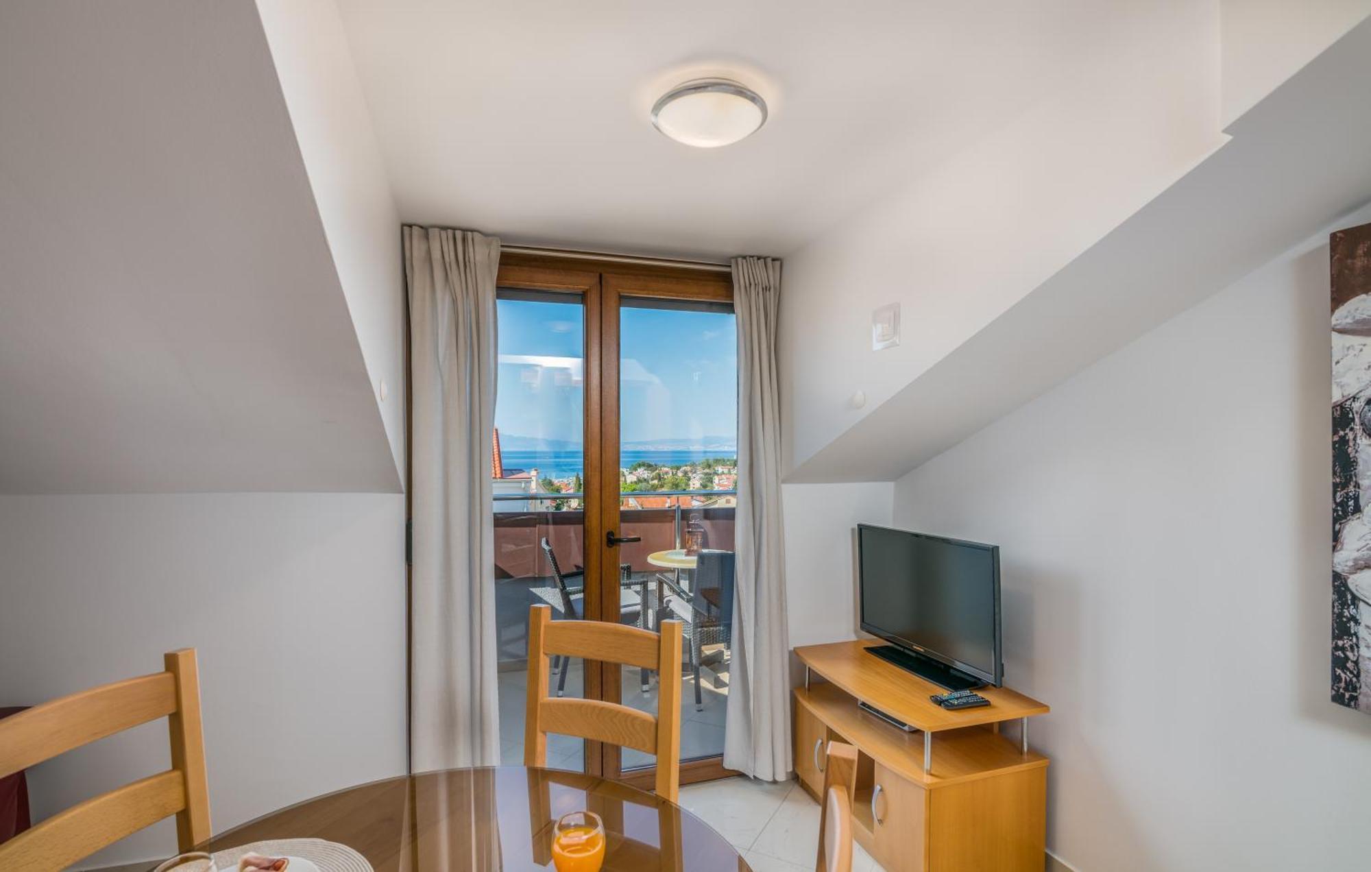 Apartments Kvarner 2 Malinska Exterior photo